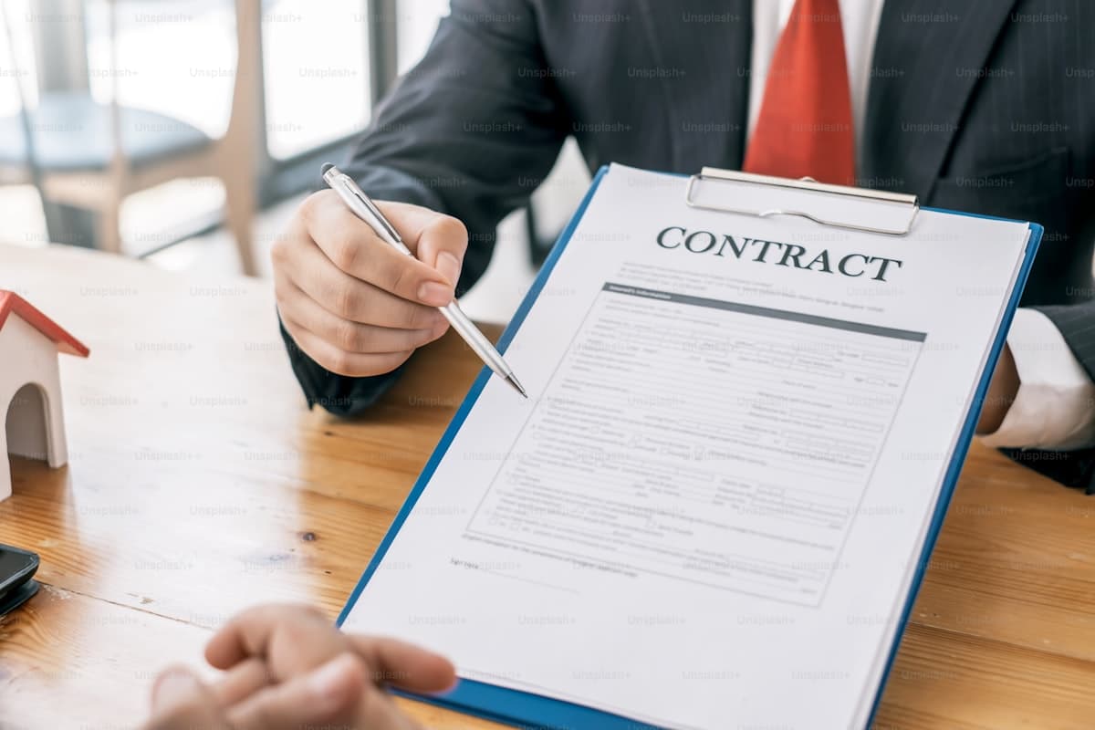 Contract Review AI Compared: Time Savings Across 8 Platforms